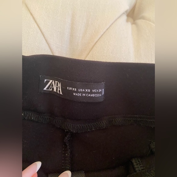 ZARA high waisted Black Pants Gold zipper detail sz XS - Picture 3 of 5